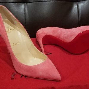 Brand new shoes orig. Dust bag/box